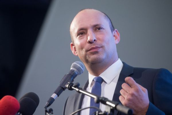 האם בנט פעל נכון כשדרש את תיק הביטחון? הצביעו