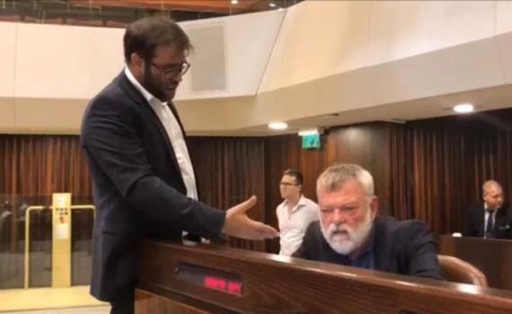 הכנסת לא תטיל סנקציות על חזן וגילאון