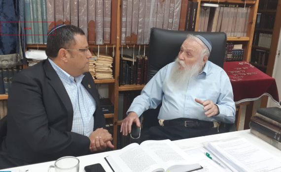 אחרי ההסכם: הרב דרוקמן במכתב תמיכה בליאון