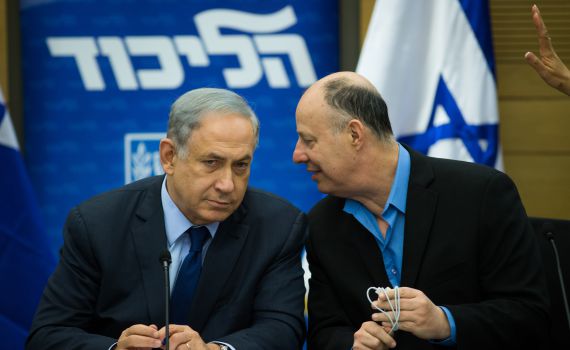 חקירה נוספת בלשכת רה"מ: הנגבי נחשד בקבלת שוחד