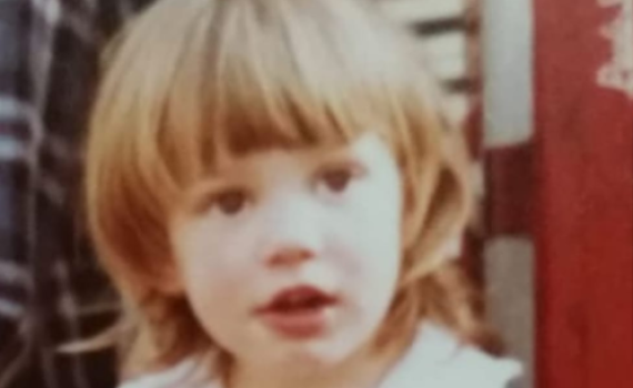 #גיל שלוש: מזהים מי הילדה המפורסמת בתמונה?