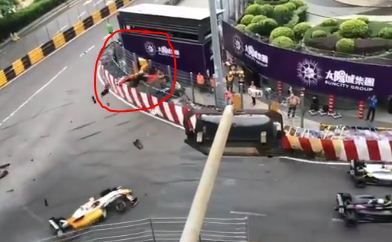 תיעוד: התאונה המחרידה על מסלול המרוצים. צפו