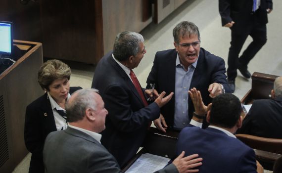 הח"כים בכוננות: יום מתוח בכנסת במאבק על כל קול