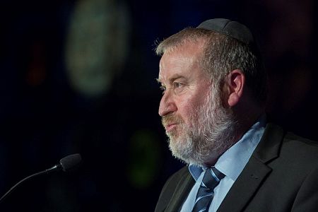 מנדלבליט על תיק 4000: "החקירה על סף סיום"