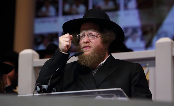 האולטימטום החרדי לאל על: חברה אחרת או התנצלות