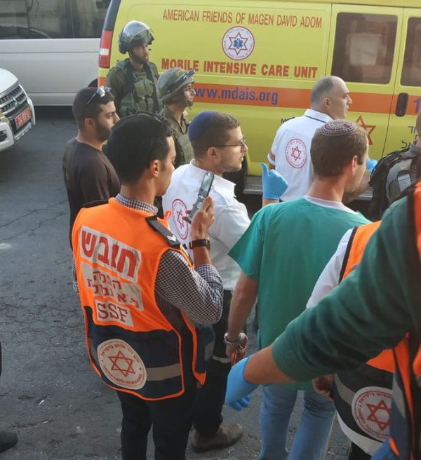 פצוע הדקירה: "מדובר בפיגוע, הערבי התנפל עלי"