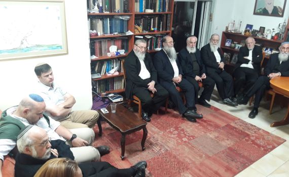 בדיון סוער: על מי ימליצו רבני הקהילות בירושלים?