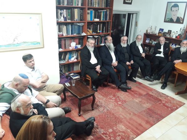 בדיון סוער: על מי ימליצו רבני הקהילות בירושלים?