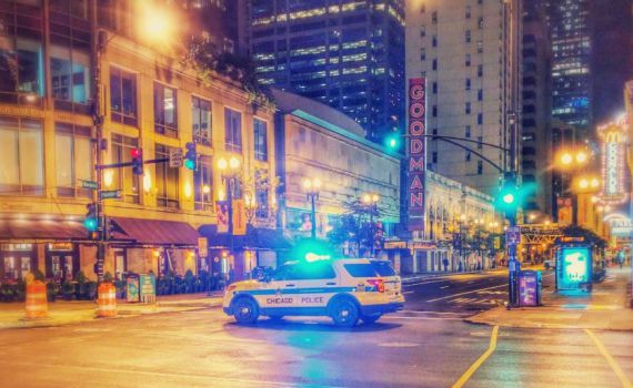 מכת מדינה: 10 הרוגים בשלושה אירועי ירי בארה"ב