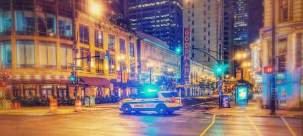 מכת מדינה: 10 הרוגים בשלושה אירועי ירי בארה"ב