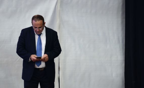 תקרית דיפלומטית חריגה של איוב קרא בדובאי