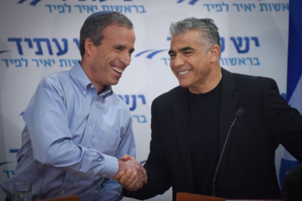 לפיד מגבה את דבריו של שטרן על מירי רגב