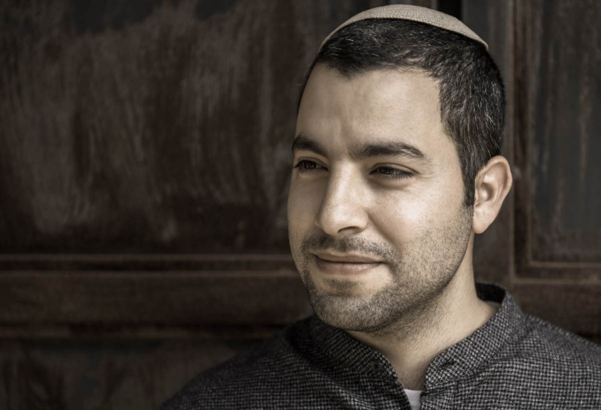 בדרך לאלבום בכורה • עומרי כהן בסינגל חדש. האזינו