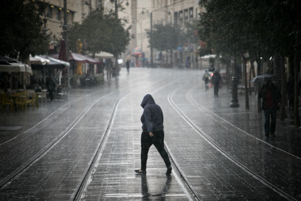 החל מהצהריים-החורף חוזר: התחזית המלאה- בפנים