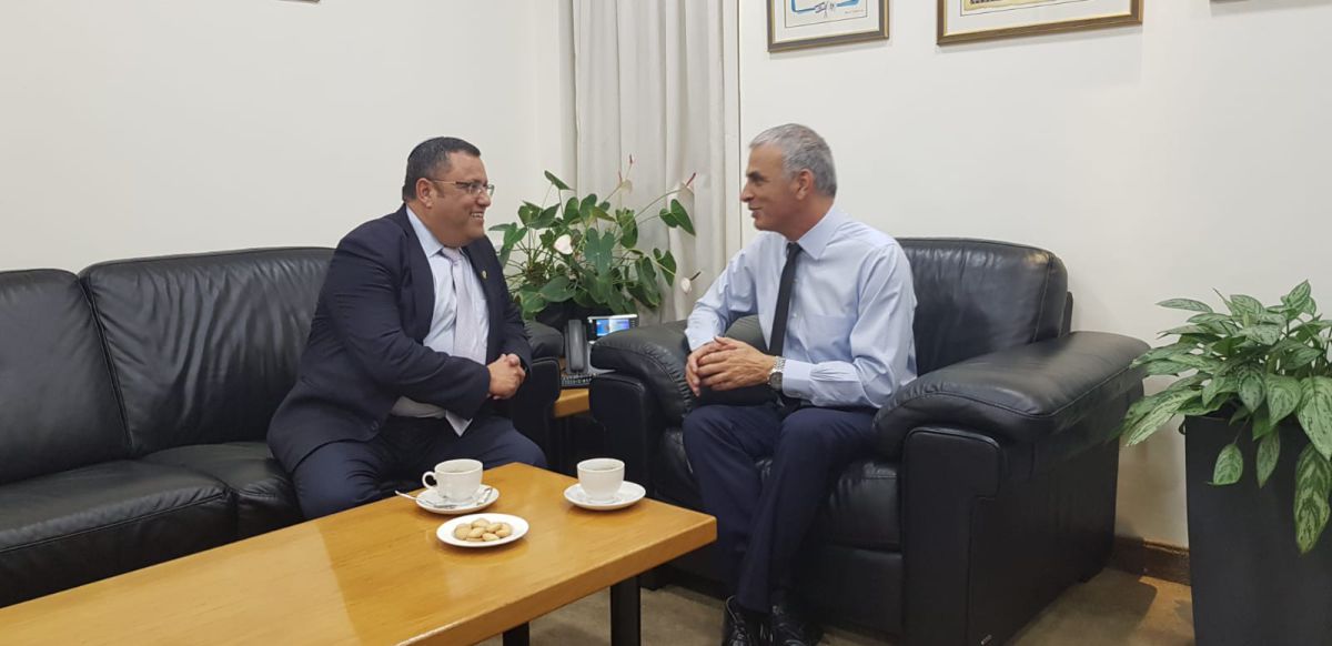 לראשונה מזה 4 שנים: שר האוצר נפגש עם ראש עיריית ירושלים