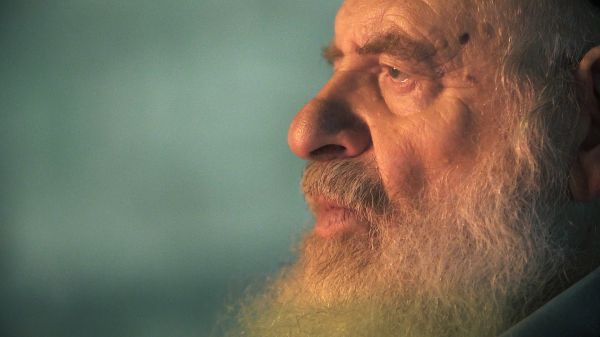 ביקורת סרטים: אורי זהר חוזר