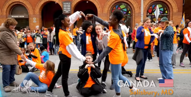 מוכנים? הפלאש מוב הגדול בעולם עולה לירושלים