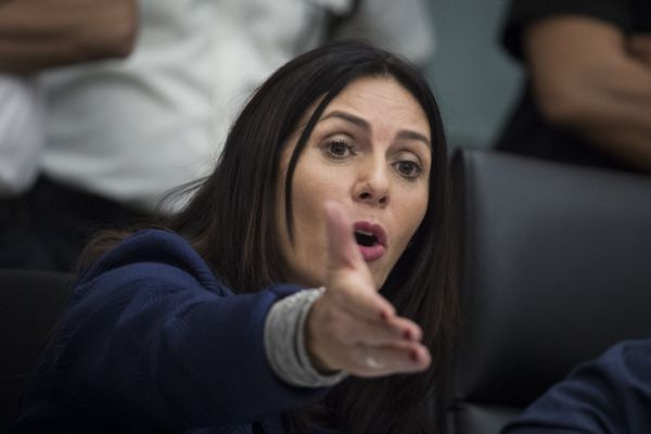 "תמר את שקרנית": רגב תוקפת את זנדברג