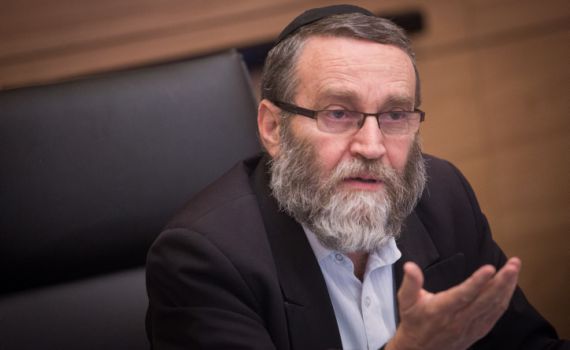 צפו: צעקות ואיומים בין מנכ"ל האוצר לגפני