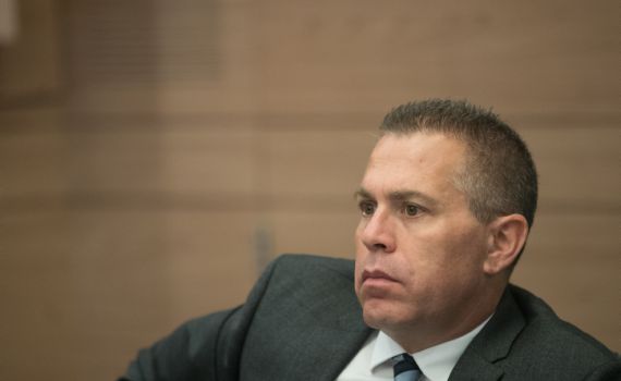 המחוזי התערב: קצין השב"ס יקודם למרות התנגדות השר