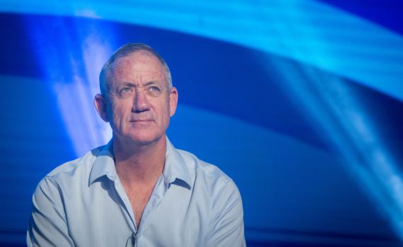 סקר חדש: הליכוד שומר על כוחו, גנץ מזנק