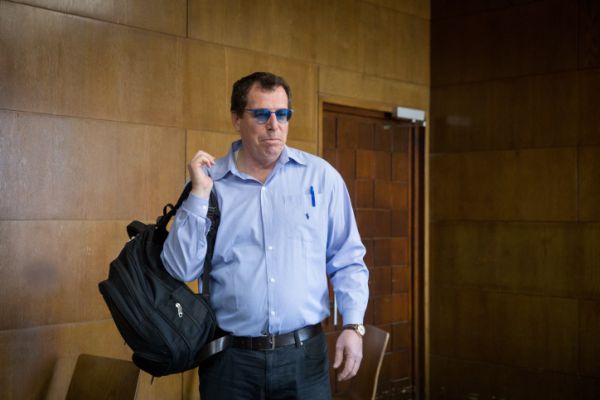 הסוף לפרשת המסמך: בועז הרפז הורשע בעבודות שירות