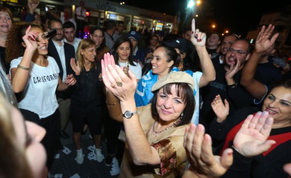 לאחר התבוסה: אבוטבול מודיע על פרישה מפוליטיקה