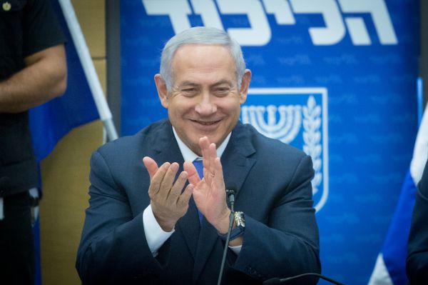 5 ימים לבחירות: אלפים זזים ימינה