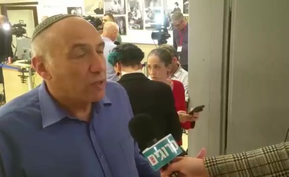 יוגב לסרוגים: "לא מתפטרים באמצע מערכה"