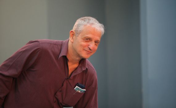 אחרי 31 שנה: הטור של העיתונאי נחום ברנע יורד