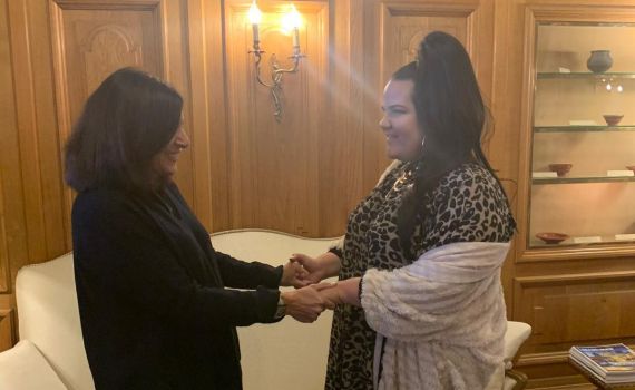 צפו: הפוליטיקאית הצרפתיה שמעריצה את נטע ברזילי