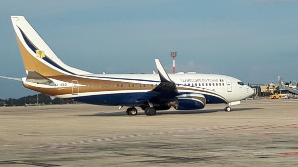 נשיא צ'אד אידריס דבי נחת בישראל