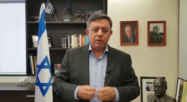 גבאי על תיק 3000: זו בגידה, נתניהו חייב להתפטר