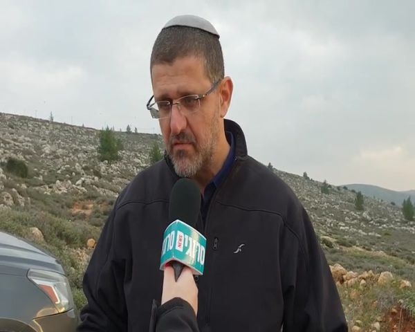 בוארון לסרוגים: "נשבעתי לבן שלי שנחזור לעמונה"