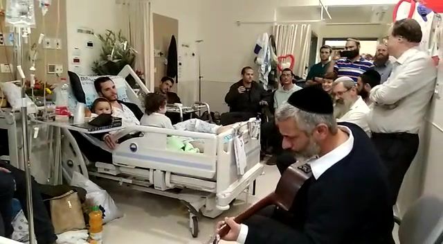 אביתר בנאי ריגש את עמיחי ושירה איש- רן. צפו