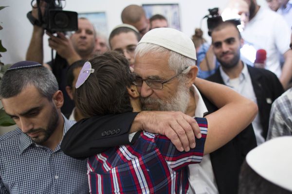 תלונה נוספת: פרטים חדשים על פרשת הרב אלון