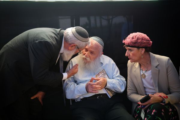 פרשת הרב אלון: הרב בן דהן בגיבוי מלא לרבנים