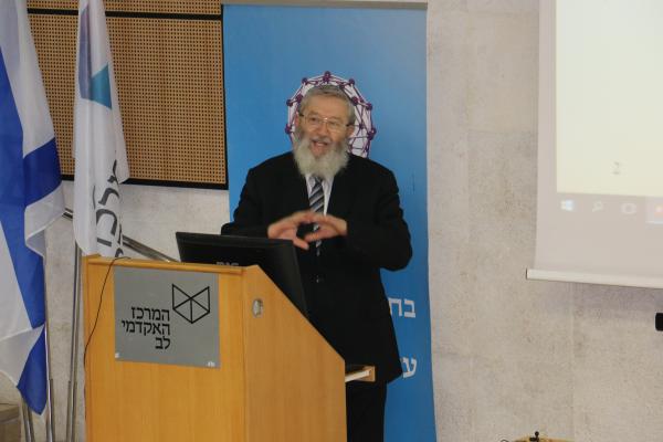 "ייסורים אינם אידיאל ואינם דרכה של תורה"