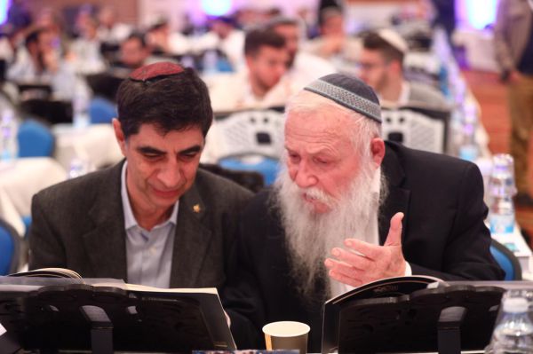 יחד בקדושה: ישיבות ההסדר מסיימים את הש"ס ביום אחד