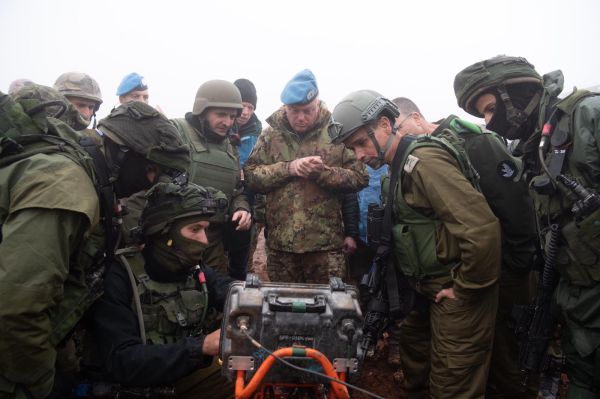 צה"ל דרש מיוניפי"ל: השמדת מנהרת הטרור בלבנון