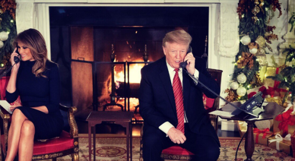 צפו: טראמפ לועג לילד שמאמין בסנטה קלאוס