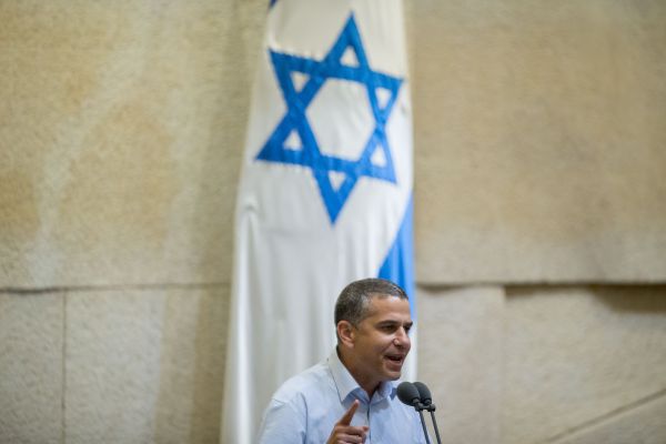 השריון הראשון של שקד ובנט במפלגה החדשה