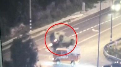 צפו: שלושה לוחמים נפצעו בהתהפכות ג'יפ צבאי