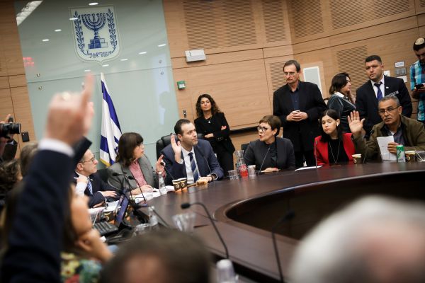 הבחירות יצאו לדרך: חוק פיזור הכנסת עבר בוועדה