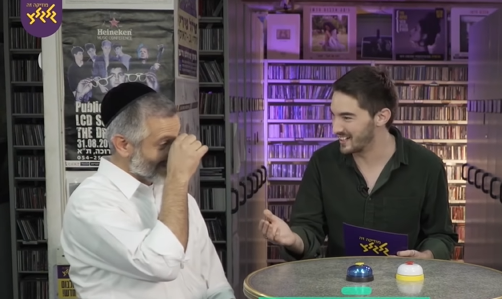 צפו: האם אביתר בנאי יודע על עצמו פחות מהמעריצים?