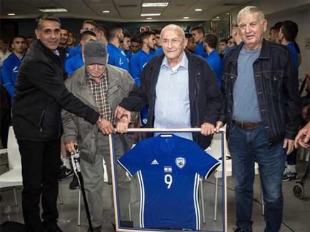 האיש והכדורגל יהושע (שייע) גלזר נפטר בגיל 91