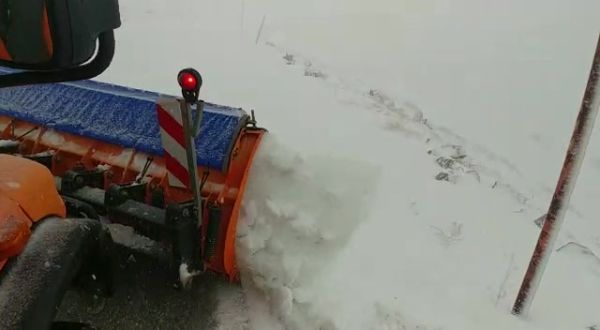 מרהיב: שלג ראשון החל להיערם בחרמון. צפו