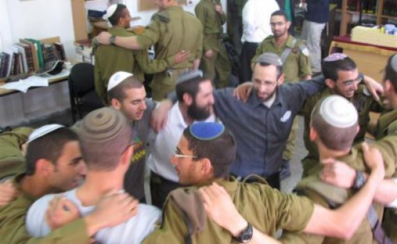 'נתוני הגיוס הם לא כבוד למגזר אלא פצצה מתקתקת'