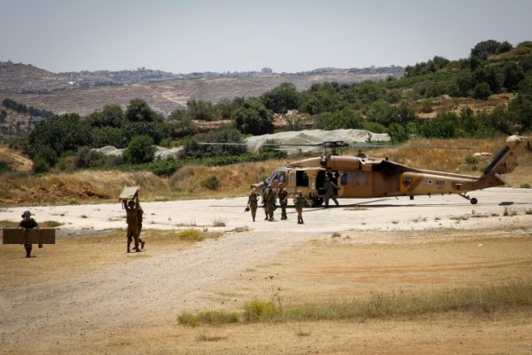 צה"ל מאשר: שני לוחמים נפצעו בהתהפכות רכב