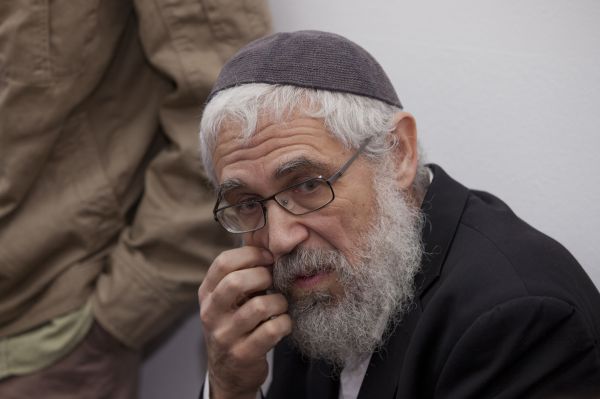 תלונה חדשה בפורום 'תקנה' נגד הרב מרדכי אלון